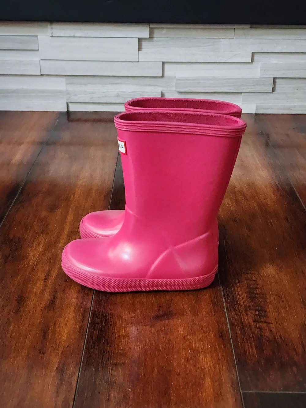 Hunter Original Kids Pink Rain Boots Girls Size 9 US Waterproof Rubber Wellies